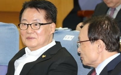 박지원 "황교안, 이회창의 길 가…대통령 흉내까지 닮은 꼴"