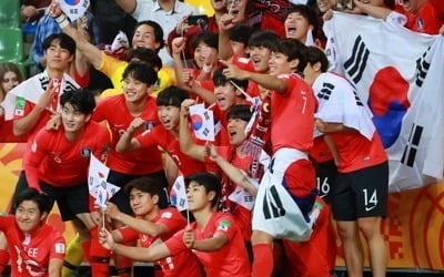  전반 1골·후반 6골…4강 이끈 정정용식 뒷심축구