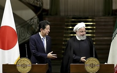 日언론 "이란, 아베에 원유금수 중단 요구 트럼프에 전달 요청"