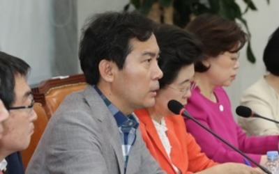 한국당 "北어선 입항사건은 대국민사기극"…연일 국정조사 요구