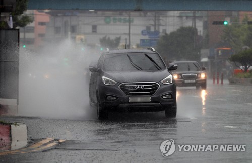 주말에 다시 장맛비…다음 주엔 장마전선 남하로 '소강'