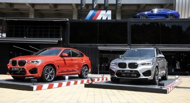 BMW 코리아가 M클래스에서 뉴 X3 M과 뉴 X4 M을 공개했다.