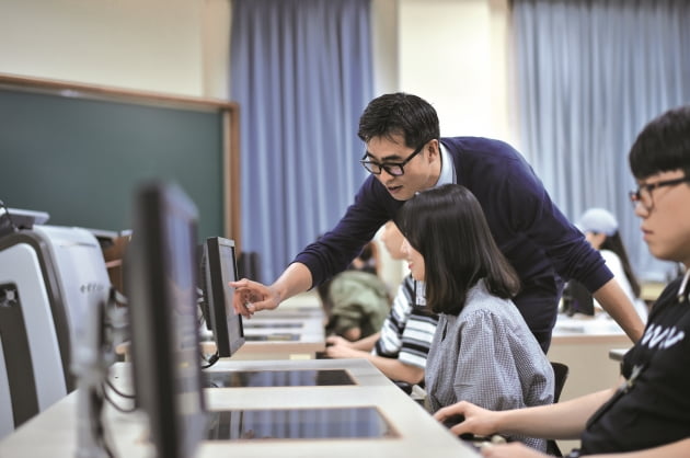 선문대, 충청권 유일 '4차 산업혁명 혁신선도대학'...산학협력 고도화형 선정