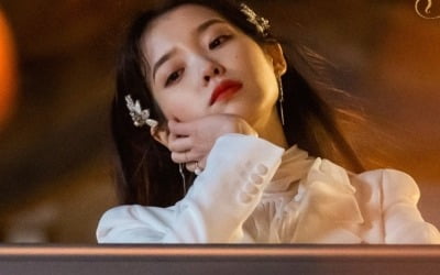 태연, '그대라는 시'로 차트 점령…'호텔 델루나'에도 퍼진 '음원퀸' 매직