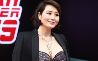 김혜수 母 13억대 '빚투', 국회의원 돈 까지…소속사 "확인 중"