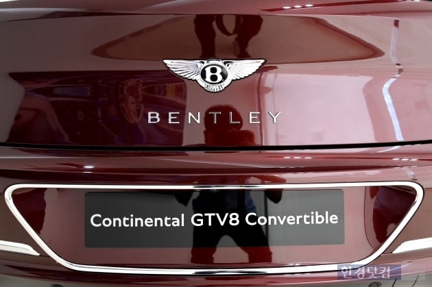 [HK영상] 럭셔리 끝판왕 벤틀리 컨티넨탈 GT V8 꼼꼼하게 살펴보기