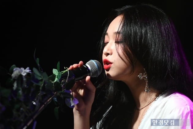 [포토] 신유미, '아름다운 목소리'