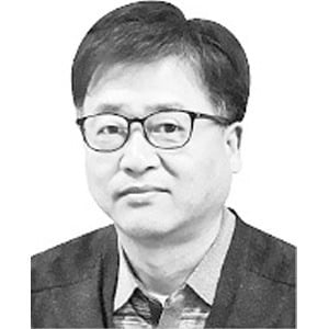 [시론] 구조화된 防産 위기, 정책혁신 서둘러야