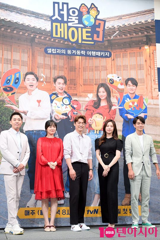 붐(왼쪽부터), 김소영, 오상진, 유라, 이규한
