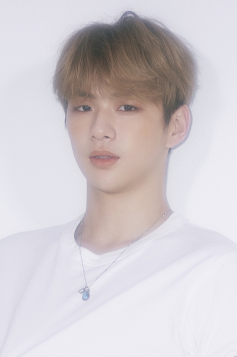 강다니엘, 부산시 홍보대사 위촉식 참석 및 NC-롯데전 시구