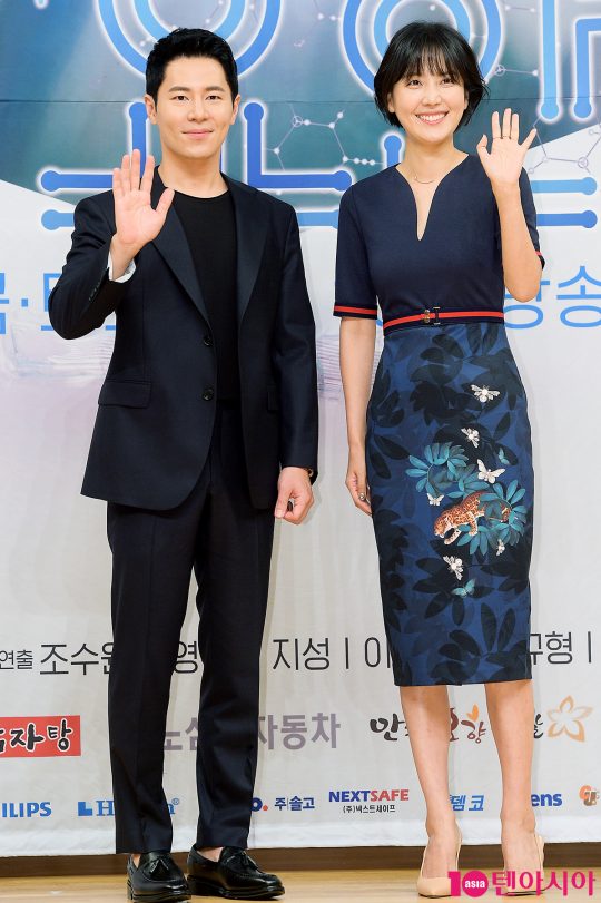 배우 이규형, 김혜은