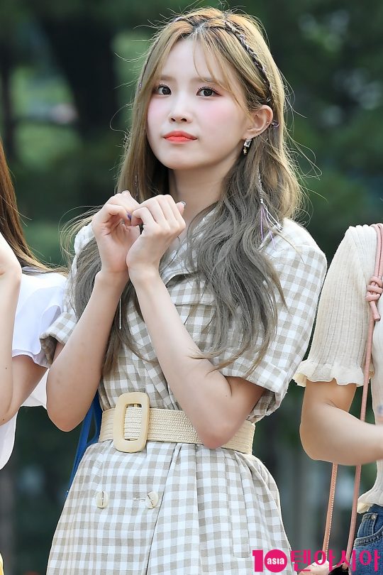 그룹 프로미스나인 송하영