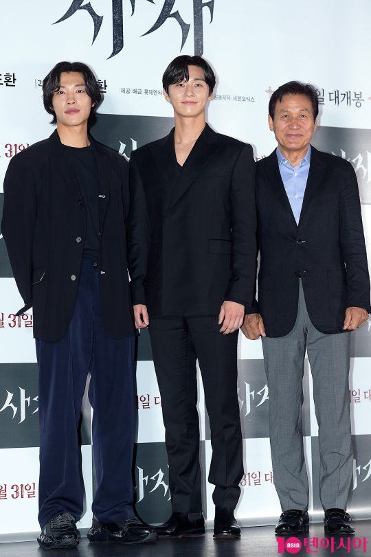 배우 우도환(왼쪽부터), 박서준, 안성기