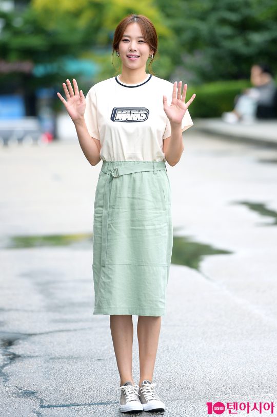 [TEN PHOTO]조윤희 &#39;러블리한 장마 패션&#39;