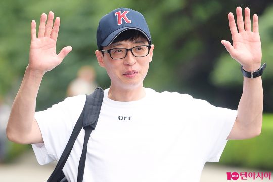 [TEN PHOTO]유재석 &#39;좋은 아침!&#39;