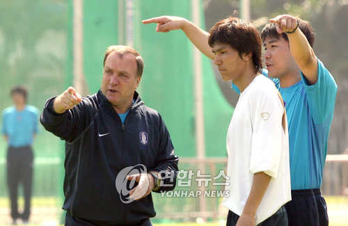 현역 은퇴 김동진 "내 선수생활 80점…2004년 독일전 골 못잊어"