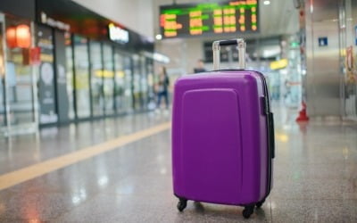 태풍 다나스 영향에 제주공항 지연속출 "운항여부 확인하세요"