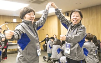 '한국형 엘시스테마'·교사 창의성 교육…공교육 빈틈, 기업들이 채운다