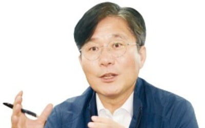 성윤모 산업통상자원부 장관 "日, 화이트리스트서 한국 제외 땐 민관 총력대응"