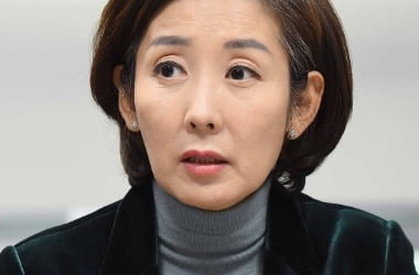 나경원, “근로기준의 시대에서 계약자유의 시대로 가야"