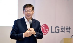 신학철 LG화학 부회장 &#34;강한 회사를 더 강하게 만들 것&#34;