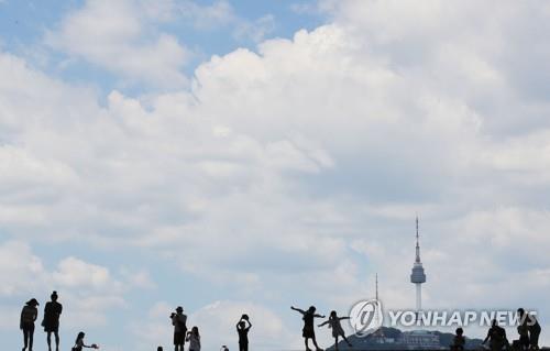 대구·경북 구름 많은 날씨…낮 최고 30도