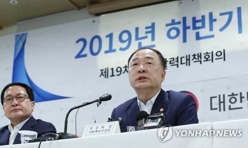 글로벌 정치싸움에 '피멍' 드는 한국 기업…"최악 불확실성"