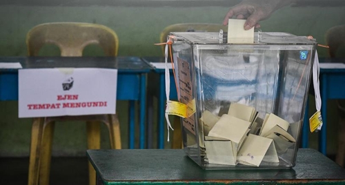 말레이, 선거권 21세→18세 하향 논의…"인구 절반 투표권"