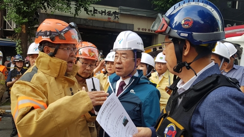 잠원동 붕괴건물, 안전규정 위반 가능성 제기…심의 한차례 부결