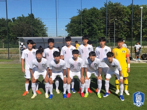 U-17 축구대표팀, 바이에른 뮌헨 U-19 팀에 2-0 승리