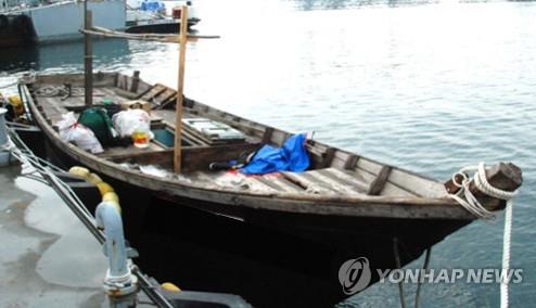 '北목선 경계실패' 23사단 소초 근무병 투신해 사망…"경위조사"(종합)