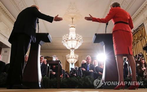 '대사 메모 유출' 갈등 美-英, 브렉시트 무역협상 돌연 연기