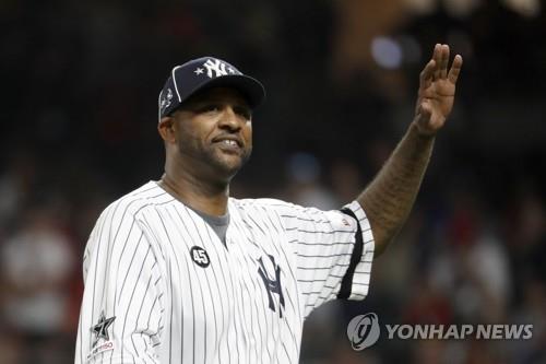 예우받은 사바시아, 45번 단 트라우트…감동의 MLB 올스타전