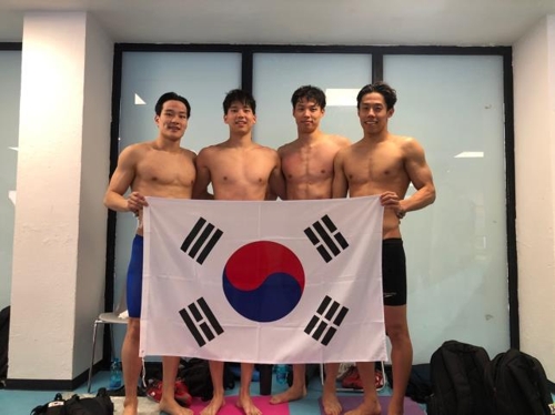 남자 혼계영 400ｍ서 10년 만에 한국 신기록…'3분36초53'