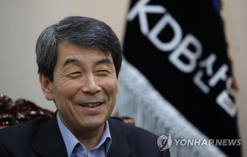 KDB생명, 매각 성공땐 사장·부사장에 최대 45억원 지급