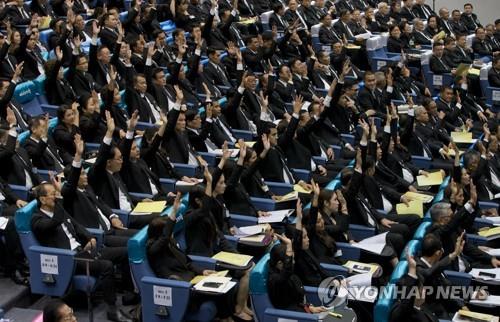 태국 제1야당 대표 "연말 쁘라윳 내각 불신임 추진"