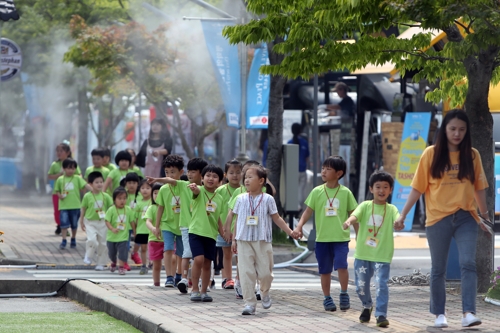 [광주세계수영] 대회 속 작은 축제장 '마켓스트리트'