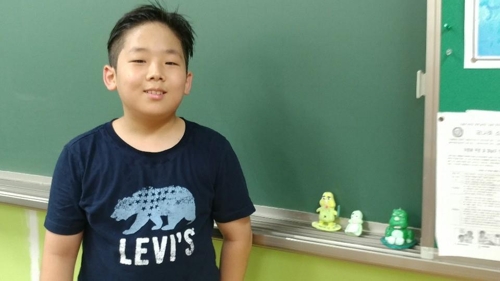 태국여행서 수영장에 빠진 7세 구조한 11세 '꼬마 영웅'