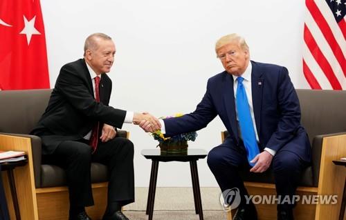 터키, S-400 도입에 반발해 'F-35 안판다'는 美에 대응 자제