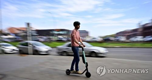 독일 전동킥보드 허용 한 달…음주 등 법규위반 '봇물'