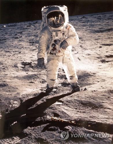 달착륙 50주년 '생일'에 힘빠진 NASA 달 복귀 계획
