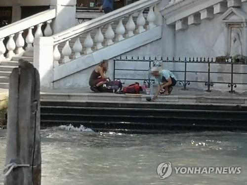 베네치아 리알토다리서 손수 커피 끓인 獨여행자, 벌금 철퇴