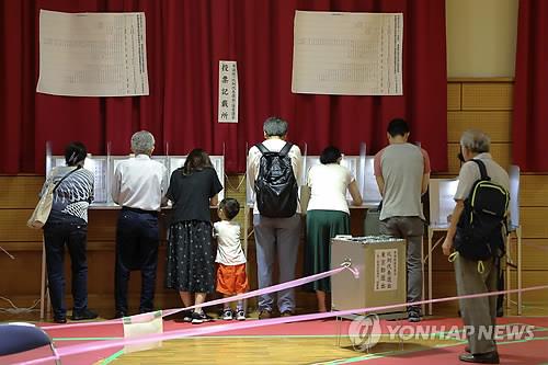 日 여당, 참의원 과반 확보…개헌선 확보는 불투명