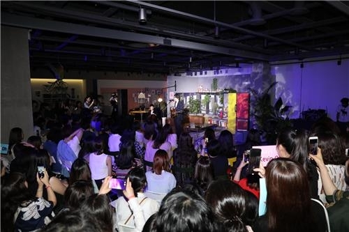 삼성 신개념 가전 쇼룸 '#프로젝트프리즘' 방문객 2만명 돌파