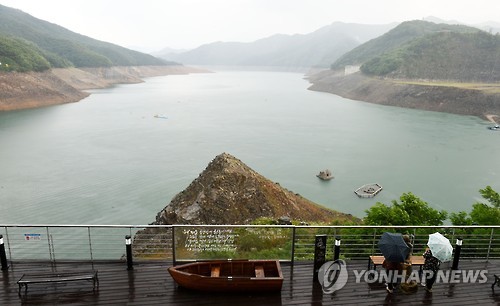 소양강댐 수위 5일간 장맛비에 1.5m '찔끔' 상승