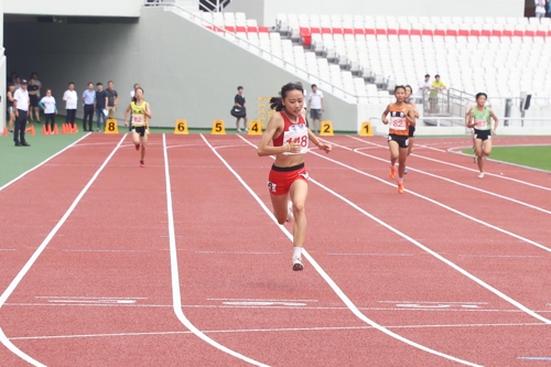 양예빈, 한국 여자 400ｍ 중학생 기록 29년 만에 경신…55초29(종합)