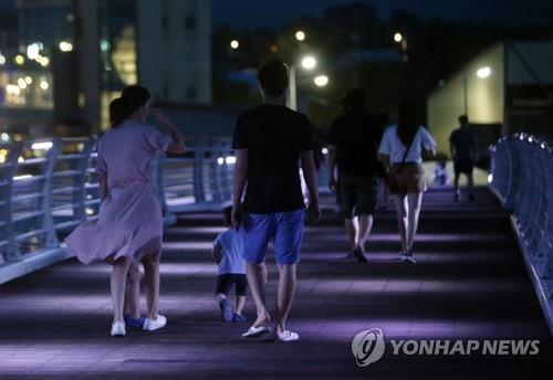 포항 열흘째 열대야…대구·경북 대부분 '잠 못 드는 밤'