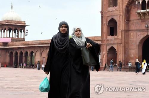 '이혼 3번 외치면 남남' 무슬림 관습…인도선 앞으로 처벌