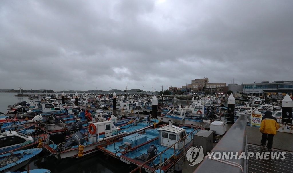 태풍 `다나스` 소멸...제주 삼각봉에 1,029㎜ 기록적 폭우