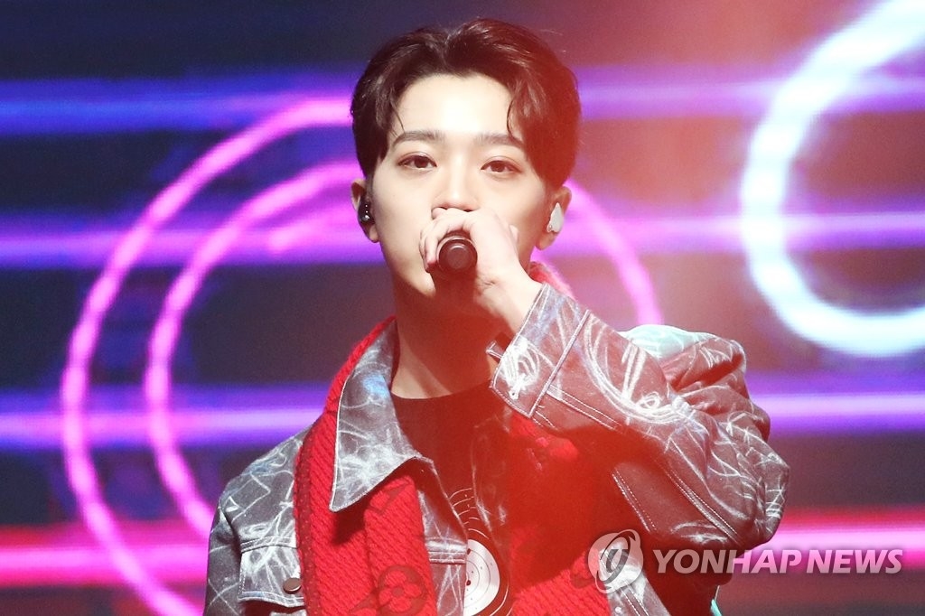 라이관린, 큐브에 전속계약 해지 통보…"진위 파악 중"